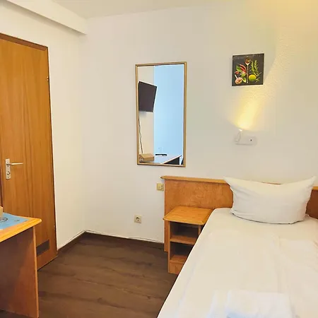 Hotel Neo Cologne Bonn Airport 3*