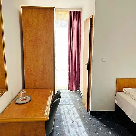 Hotel Neo Cologne Bonn Airport Hotel 3*
