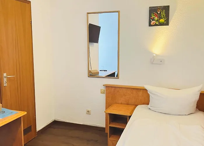 Hotel Neo Cologne Bonn Airport 3*